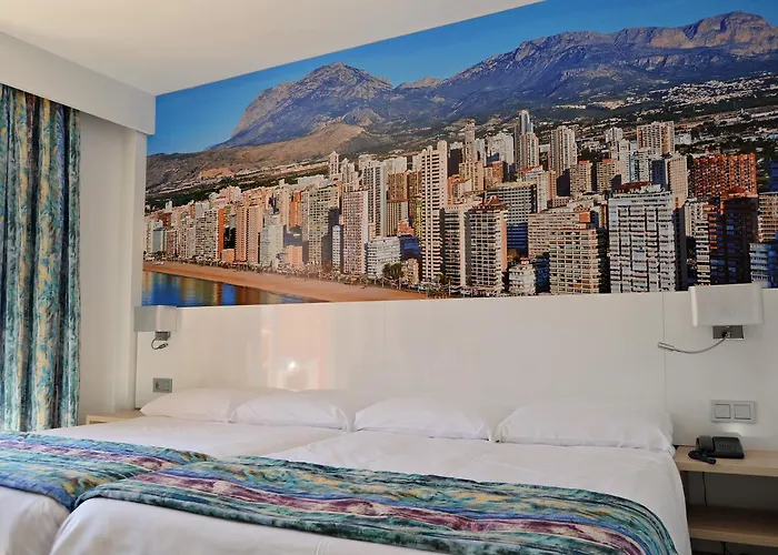 Tropic Hotel 3*