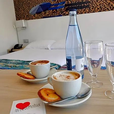 Tropic Hotel 3*
