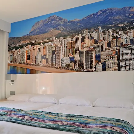 Tropic Szálloda 3*