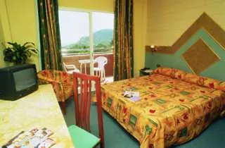 Szálloda Tropic 3*
