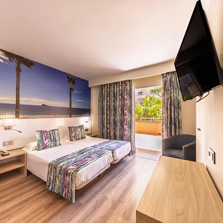 فندق Tropic 3*